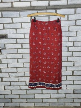• Crazy Horse Liz Claiborne Linen Blend Midi Skirt Petite Size 8P Red Back Slit
